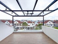 Parry Park (D19), Terrace #574192991